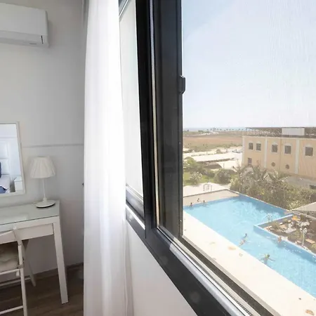 Sea View Remus Family 2 Bdr * Nicosia