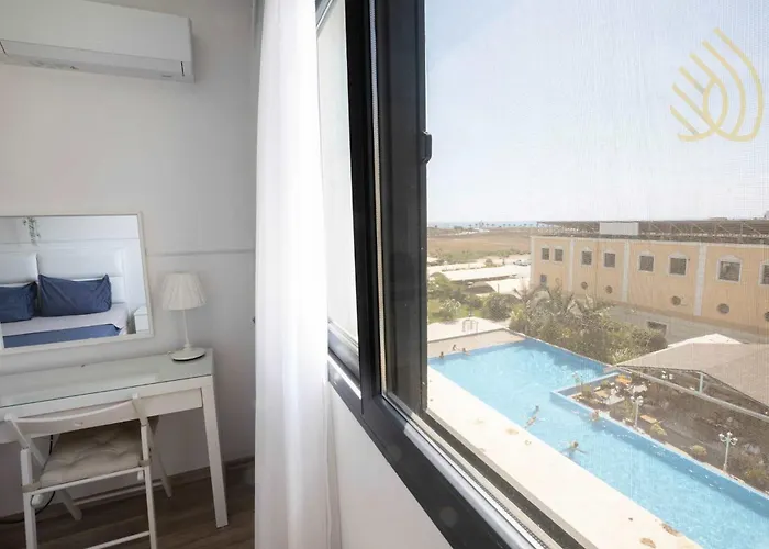 Sea View Remus Family 2 Bdr * Nicosia