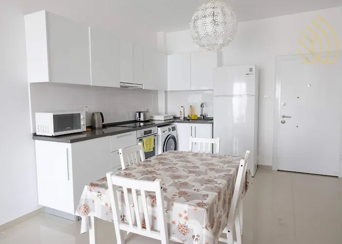 Sea View Remus Family 2 Bdr *