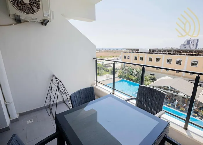 Sea View Remus Family 2 Bdr Apartment Nicosia