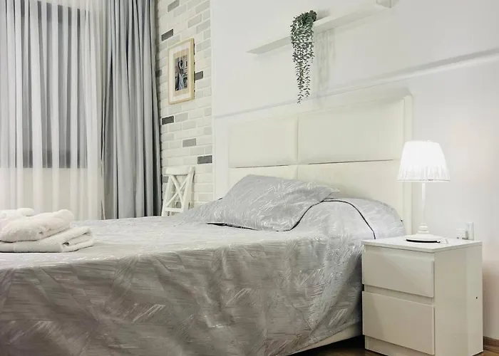 Sea View Remus Family 2 Bdr Apartment *