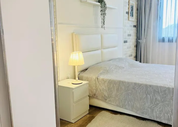 Sea View Remus Family 2 Bdr Nicosia